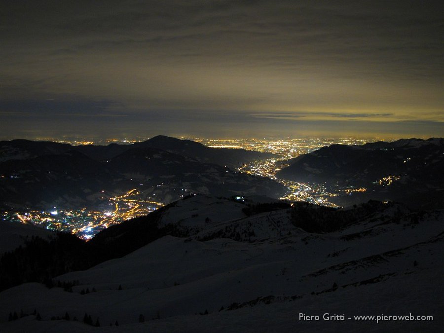 02_Vista verso la Valseriana e Bergamo.JPG